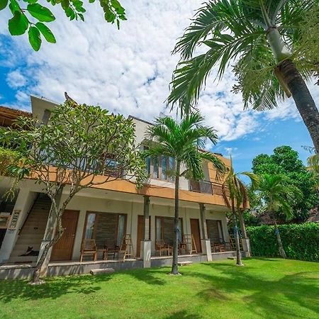 Riviera House Hotel Canggu  Exterior photo