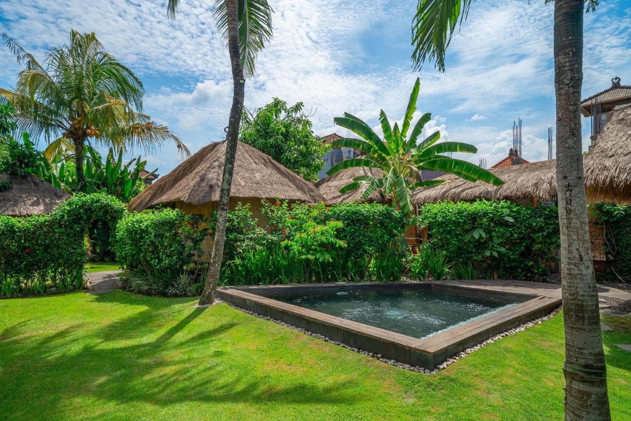 Riviera House Hotel Canggu  Exterior photo